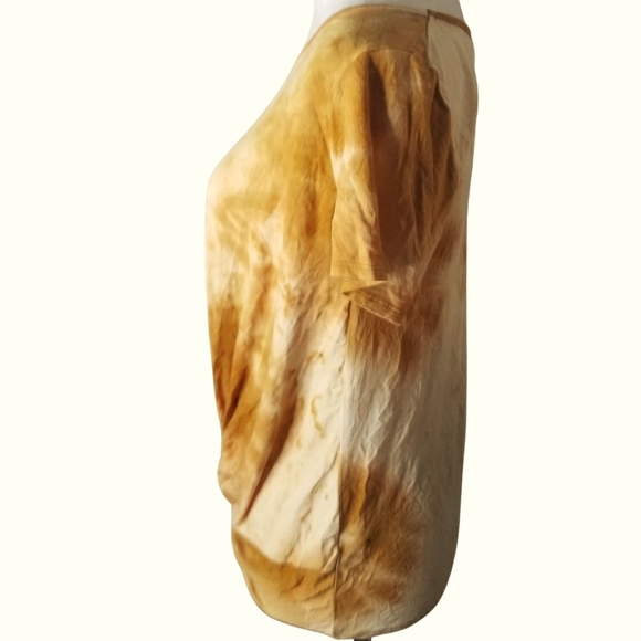 🦋SJS Soft Tie Dye Top With A Twist - Picture 2 of 4